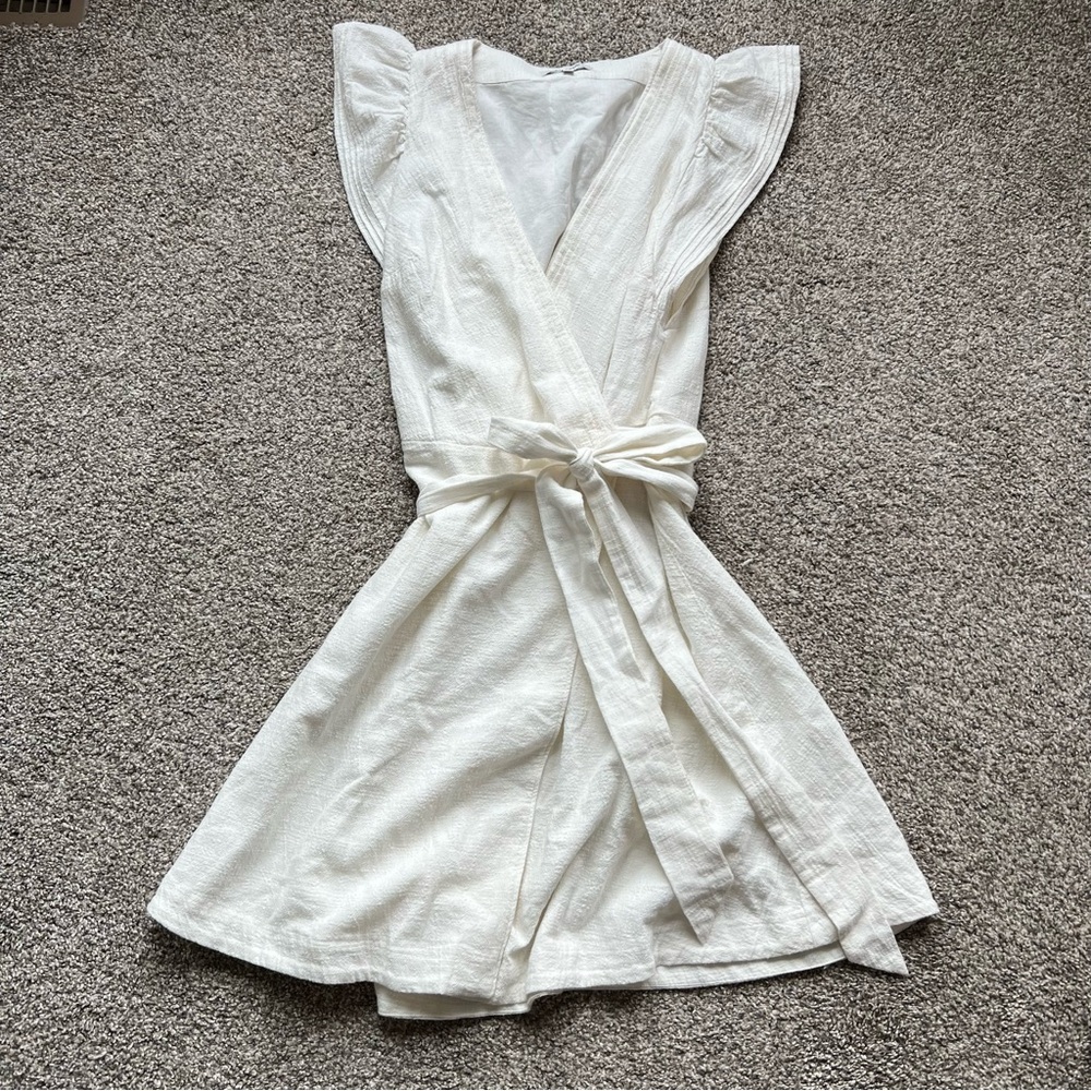 Madewell Ruffle-Sleeve Wrap Mini Dress in White, Size Small - Picture 3 of 10